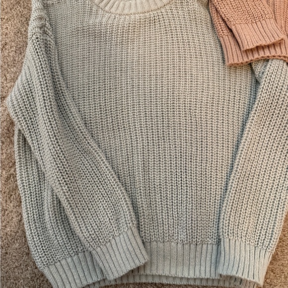Little Co. boys sweaters 5T - Picture 10 of 10